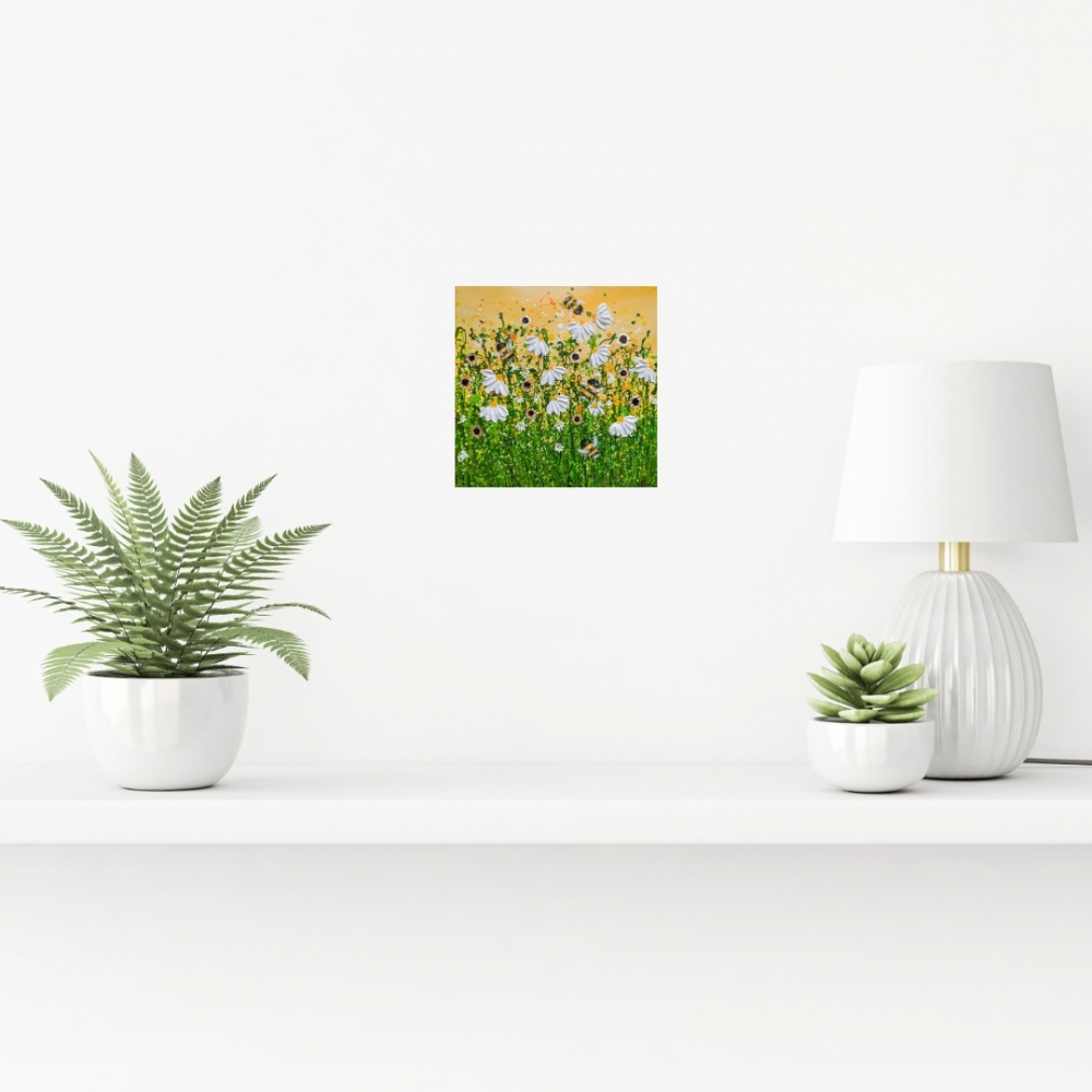 Bee utiful Dawn – Golden Hour