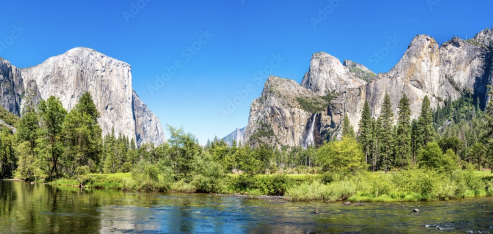 Glowing rocks at El Capitan and Yosemite 