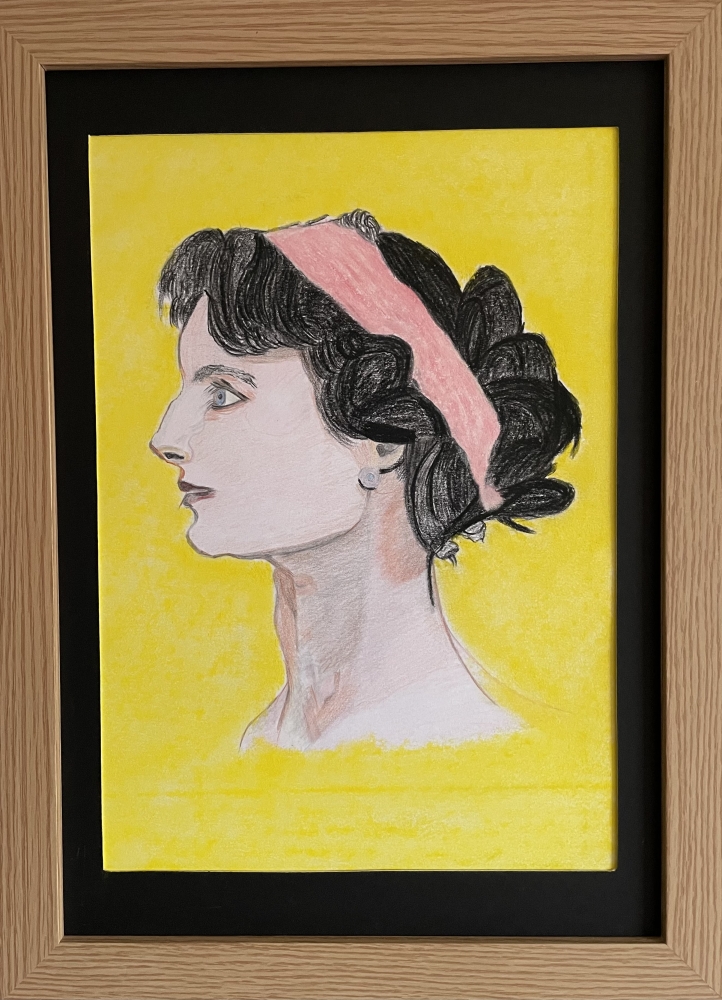 Woman wearing ribbon in her hair 