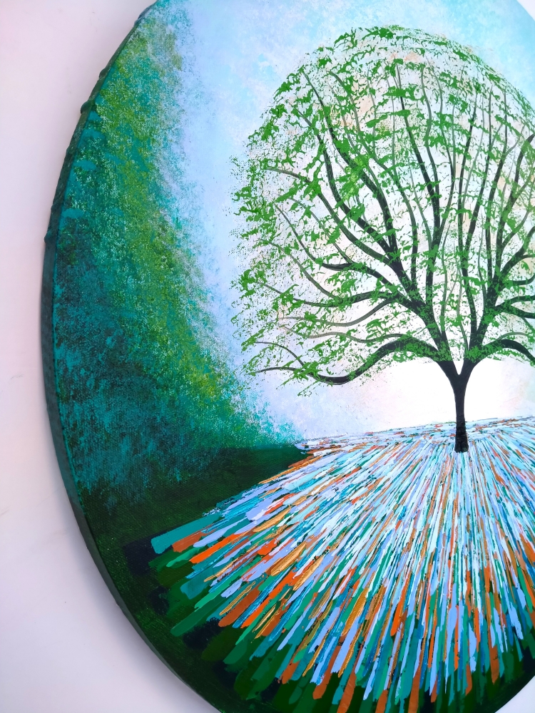 Tree Singing to the Wind