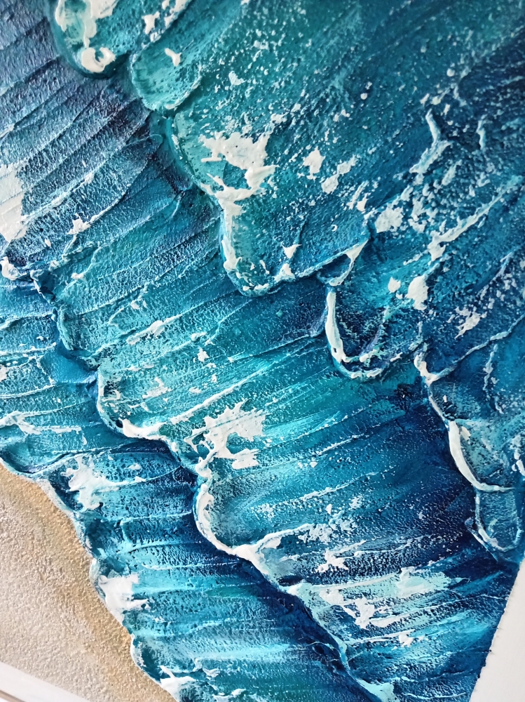 Textured waves 