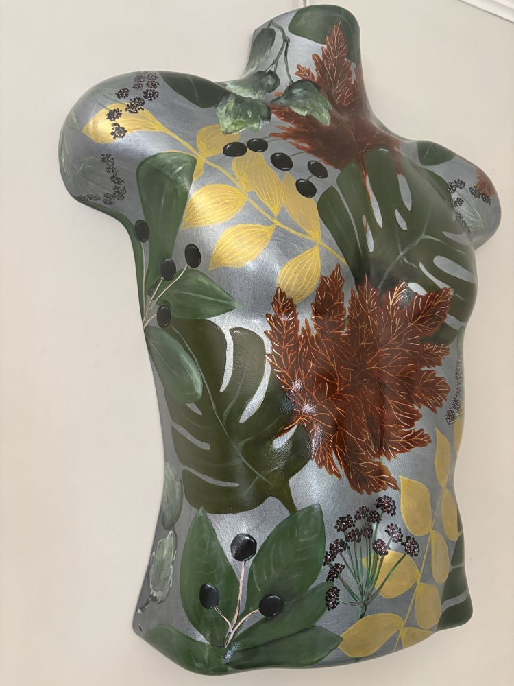 Autumn leaves Torso