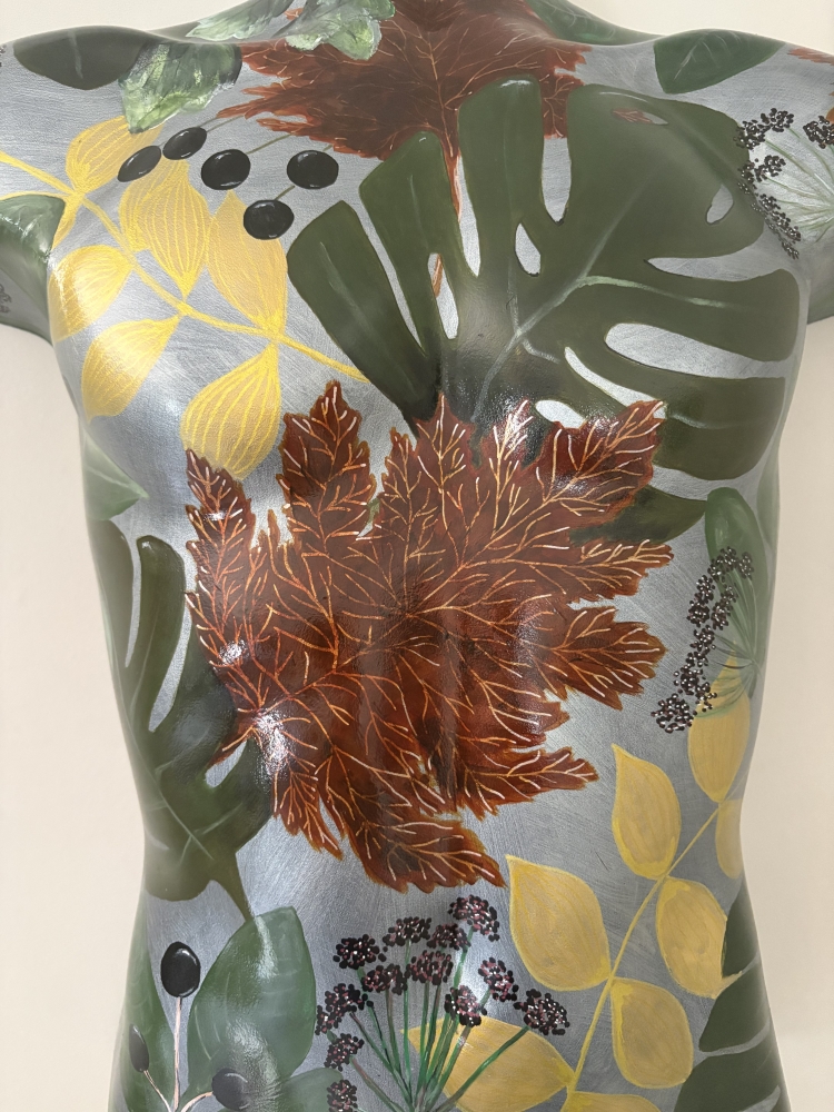 Autumn leaves Torso