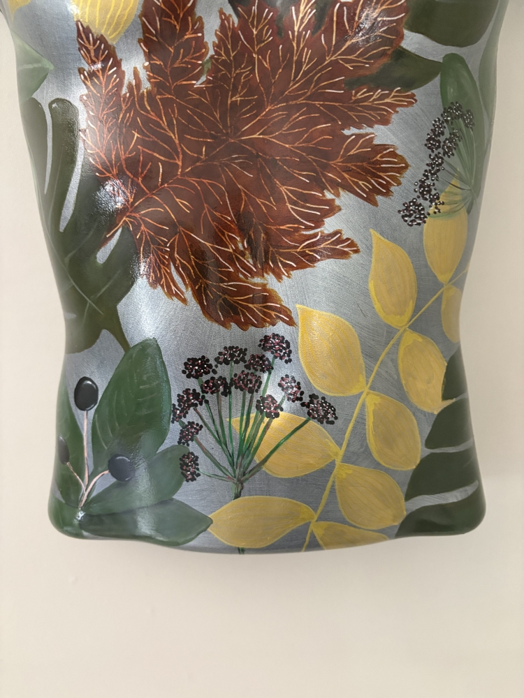 Autumn leaves Torso