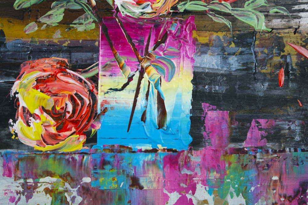 Roses in Abstract Vase 740