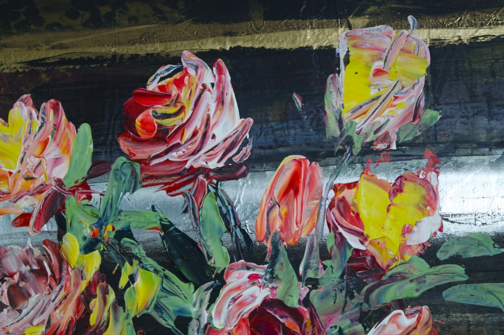 Roses in Abstract Vase 740