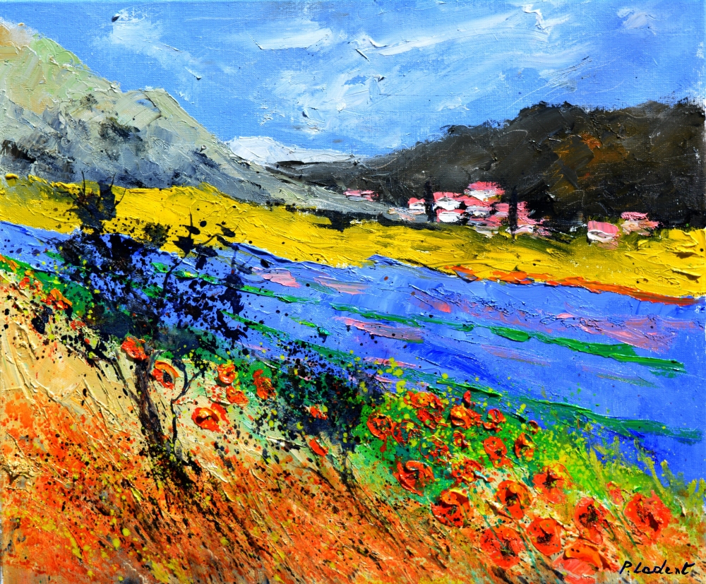 Lavender and red poppies in Provence 