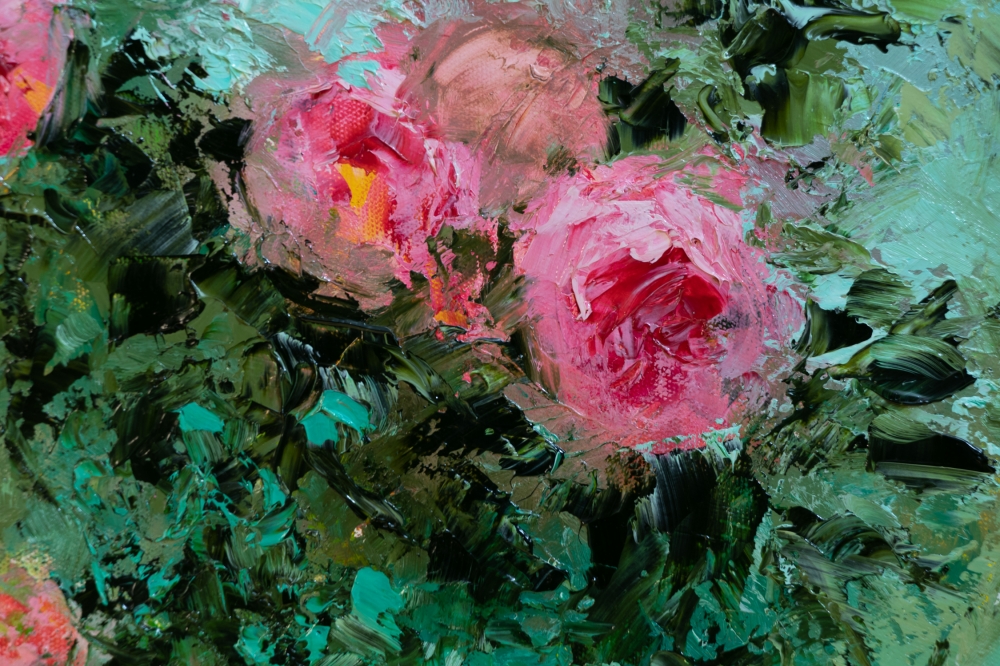 Pompadour Tondo with Roses