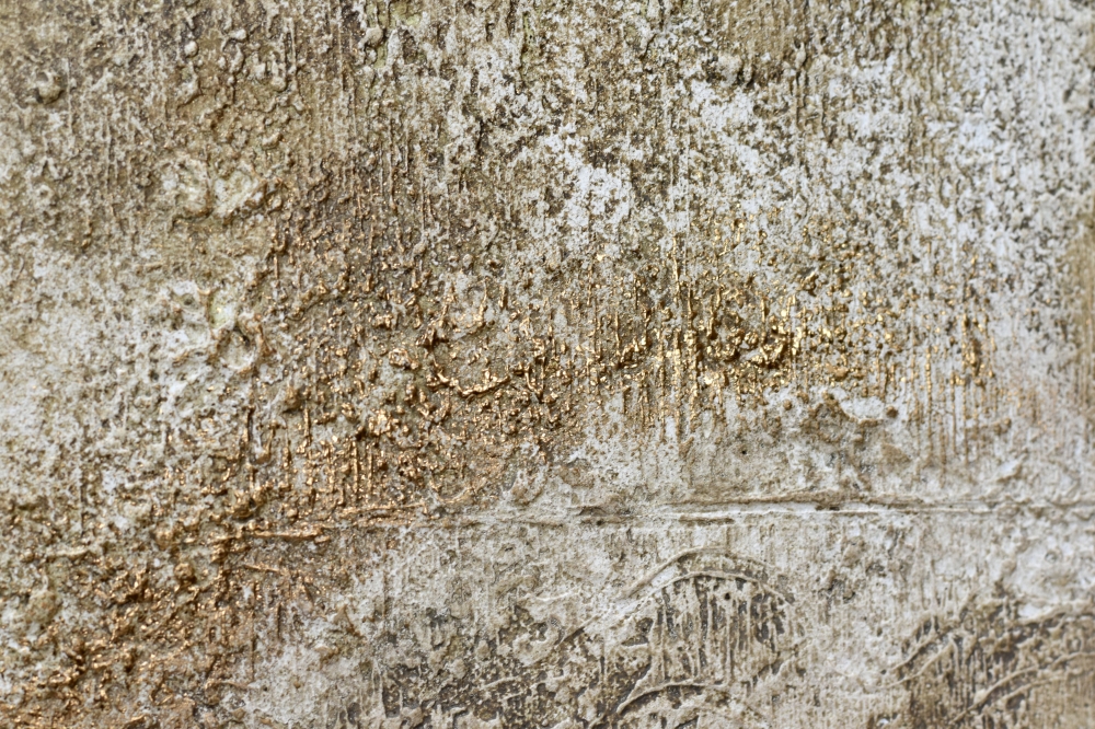 Original Gold Textured Abstract Painting – Eternal Presence