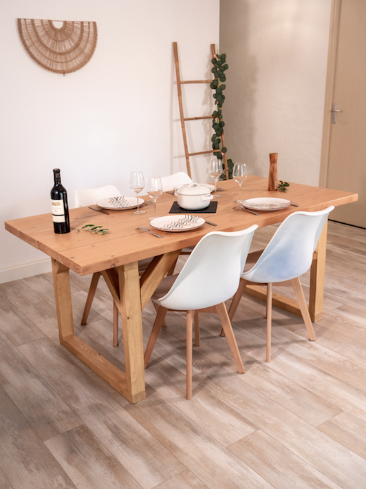 Table à manger Larg. 88cm en bois massif pied carré couleur bois sur-mesure