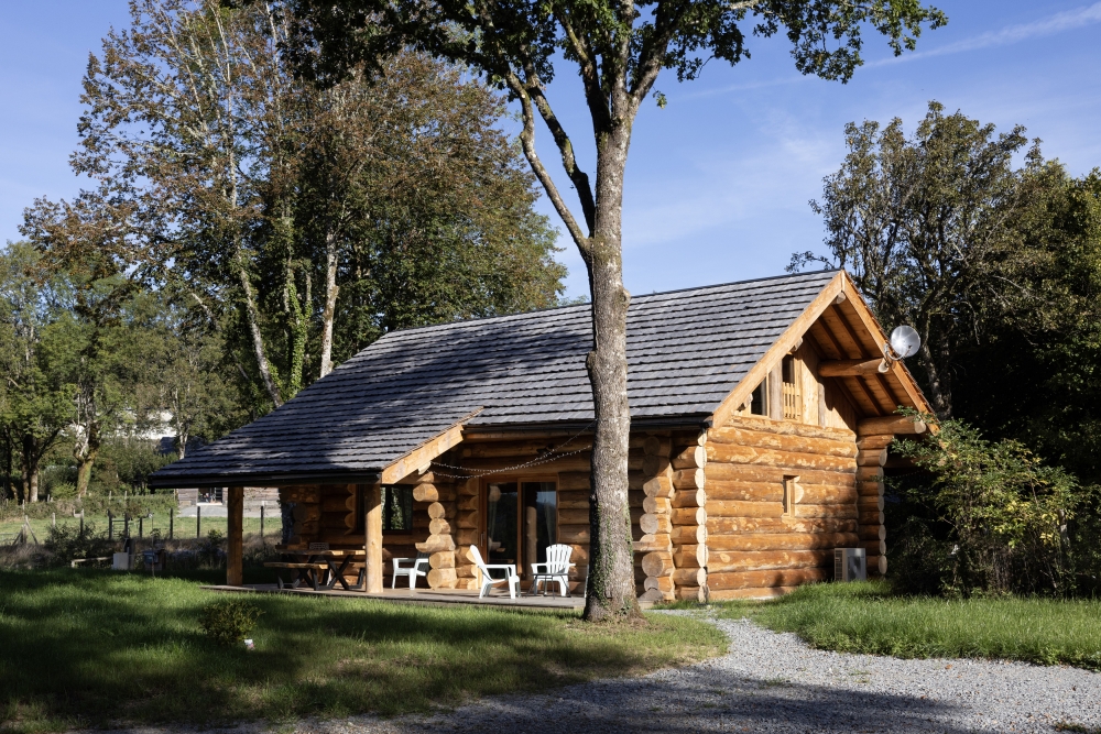 Magnifique chalet en rondins au calme à la campagne prestations de qualité