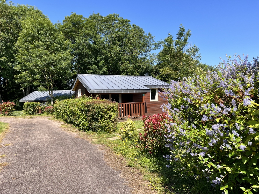 Chalet bois 2 chambres avec terrasse couverte du lundi au vendredi