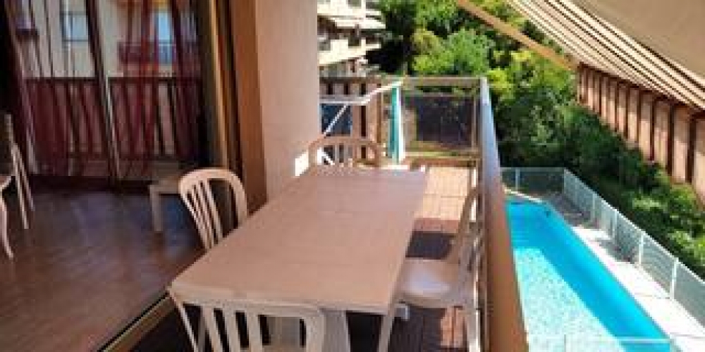 Bel appartement centre/gare FREJUS