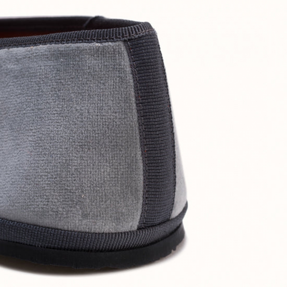 Friulane Shade of Grey