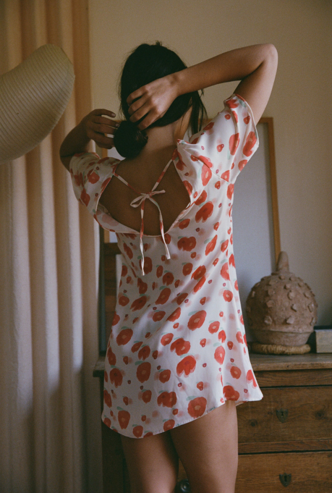 Robe courte Laura - Imprimé Fleurs rouges