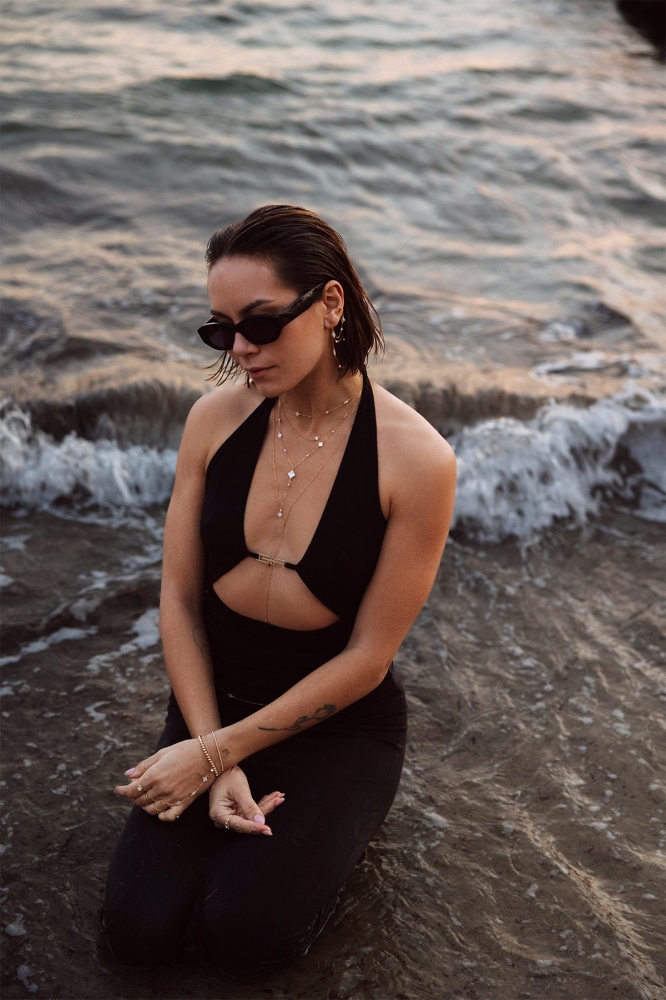 Collier long cravate Swan - Nacre