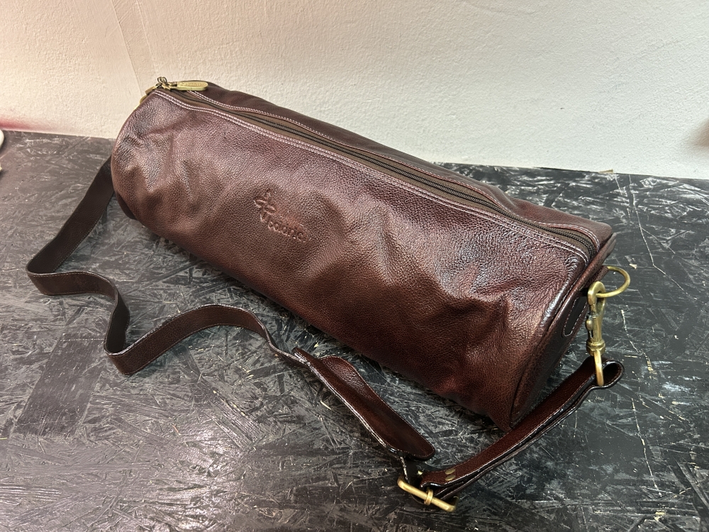 LEATHER DUFFLE KNIFE BAG