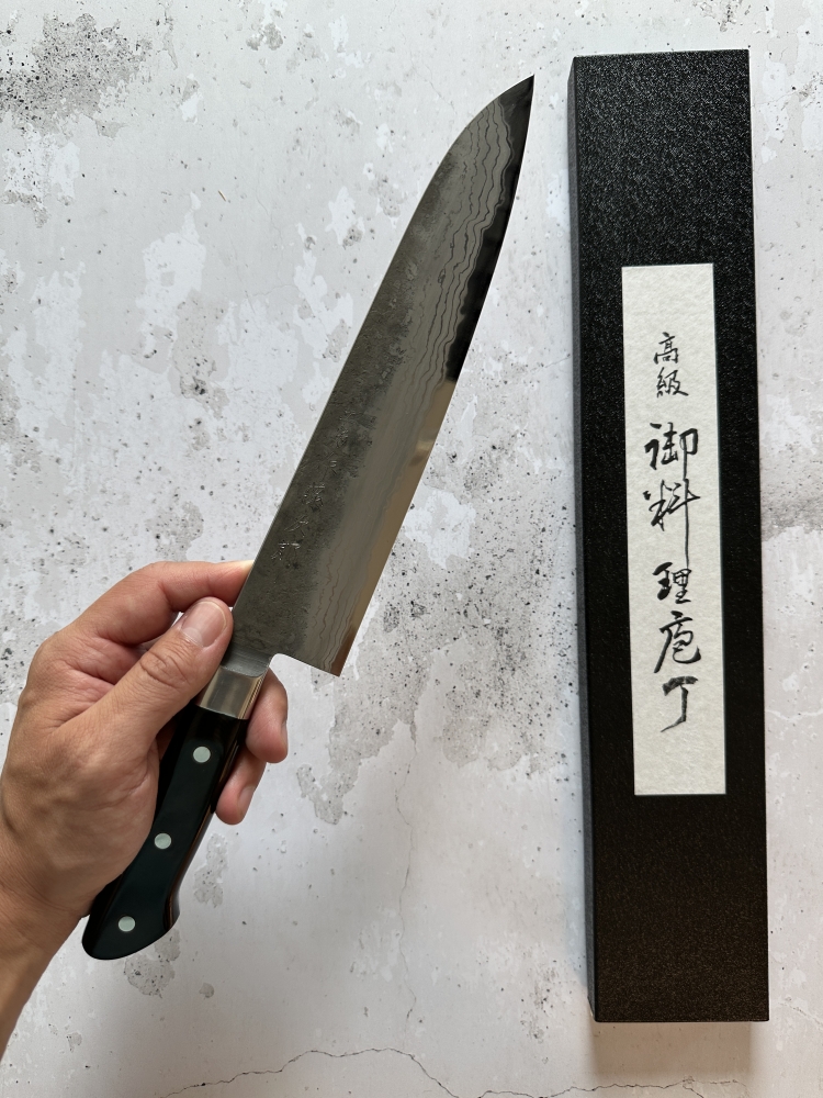 Tojiro Atelier VG-10 Gyuto Damascus 240mm