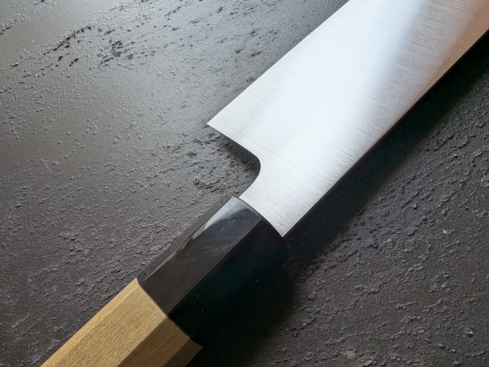 Hitohira Ashi Hamono 270 Gyuto 