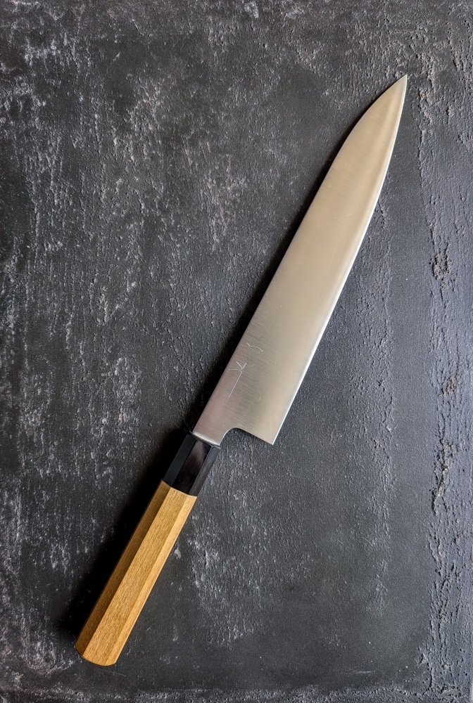 Hitohira Ashi Hamono 270 Gyuto 