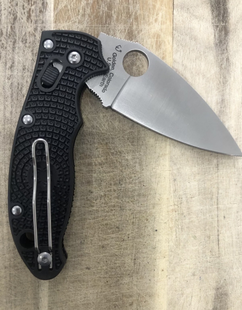 Outdoor Folding Knife Spyderco Ball Bearing Lock Black Handle