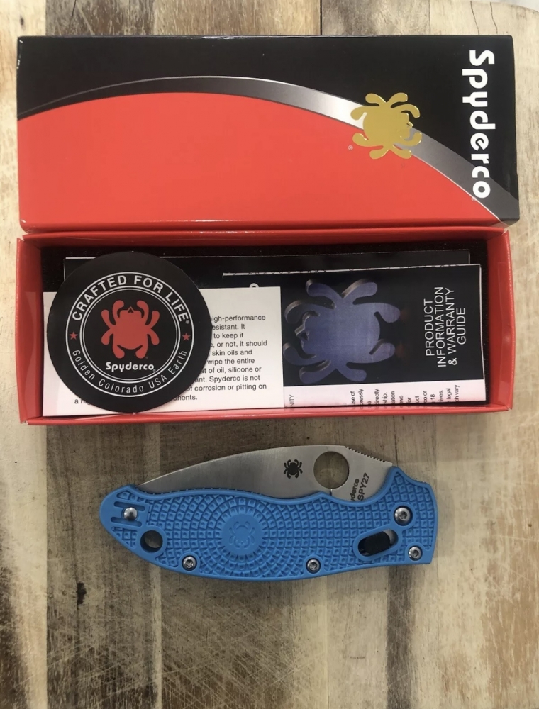 Outdoor Folding Knife Spyderco Ball Bearing Lock Mineral Blue Handle