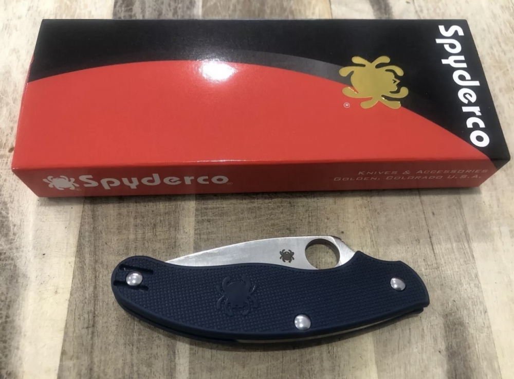 Outdoor Folding Knife Spyderco 