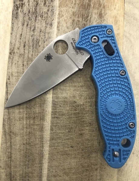 Outdoor Folding Knife Spyderco Ball Bearing Lock Mineral Blue Handle