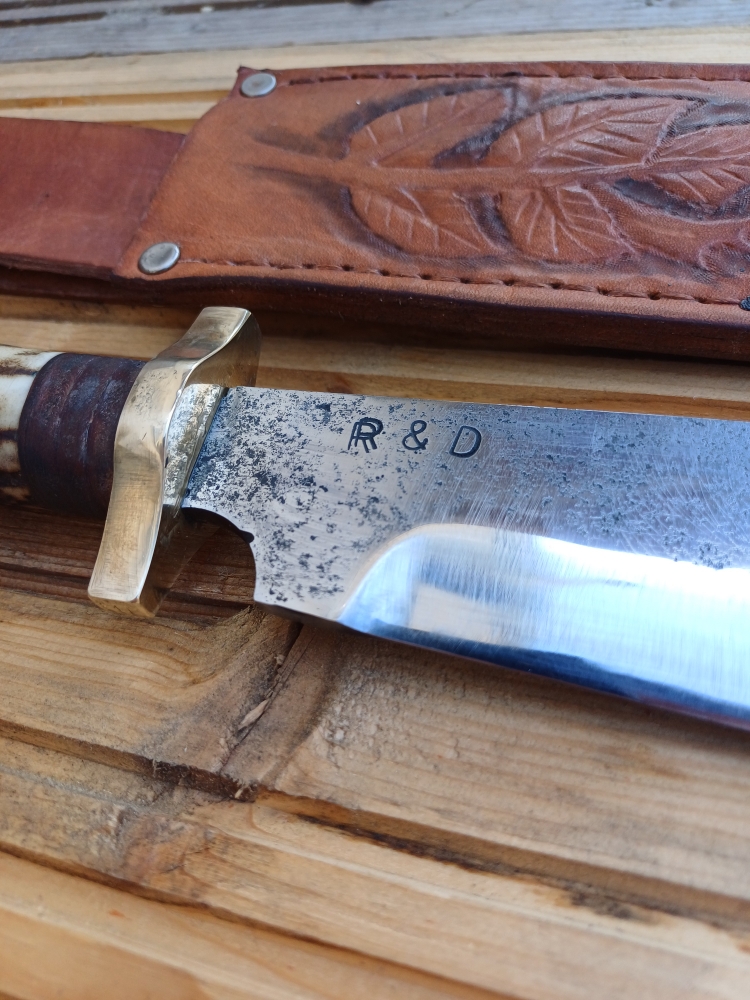 Rose&Dagger Bowie II - Hand Forged