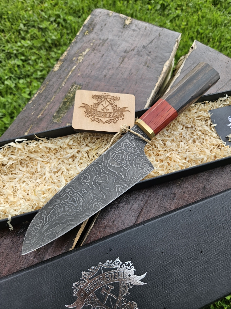 Hand Forged Santoku - Damascus 260 Layers