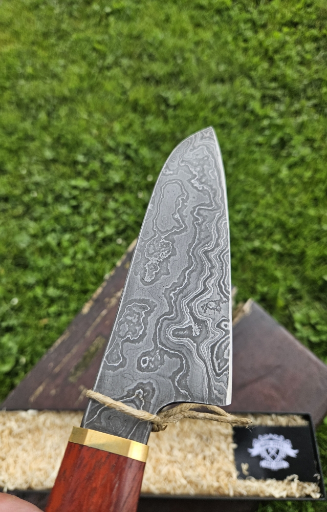 Hand Forged Santoku - Damascus 260 Layers