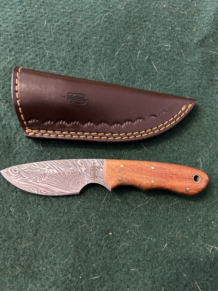 Bucknbear “mini camper” knife