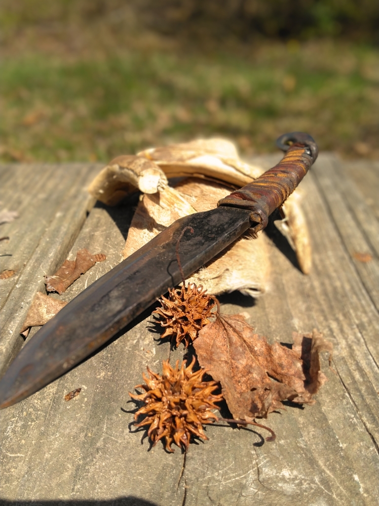 Celtic Ring Knife