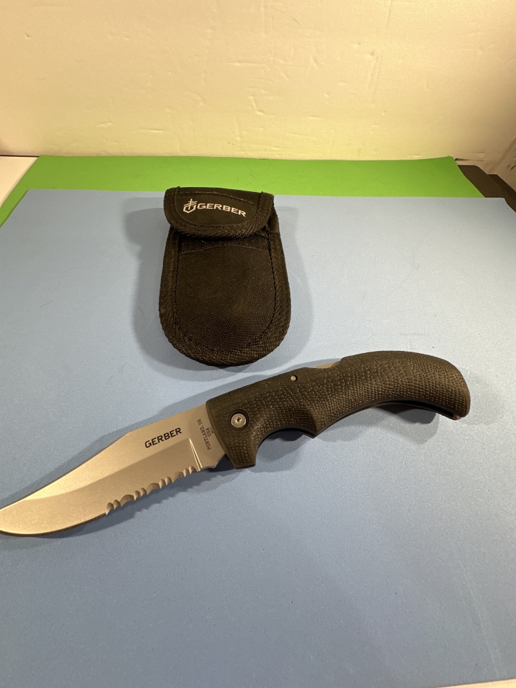 Gerber Gator Folding Knife Lockback USA EXCELLENT CONDITION Portland Discontinued Excellent