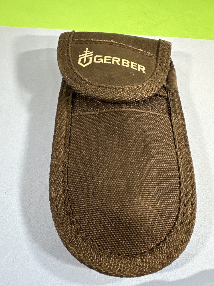 Gerber Gator Folding Knife Lockback USA EXCELLENT CONDITION Portland Discontinued Excellent