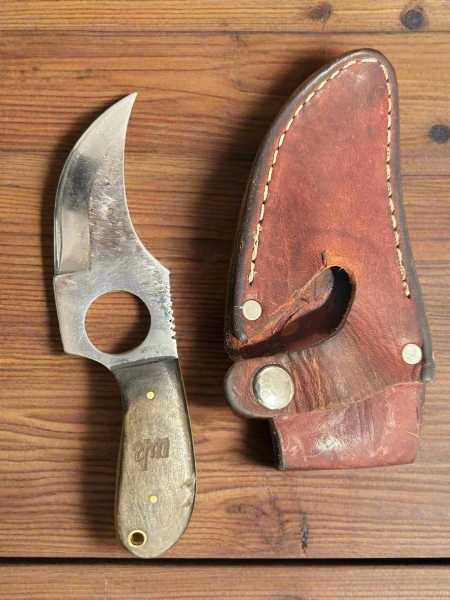 WHITEKNUCKLER KNIFE (with Sheath) Hunting Tool with Unique Knuckle Grip