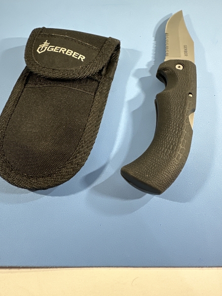 Gerber Gator Folding Knife Lockback USA EXCELLENT CONDITION Portland Discontinued Excellent