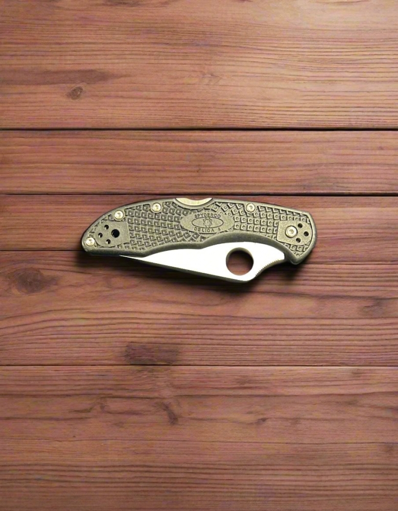 Spyderco Delica 4