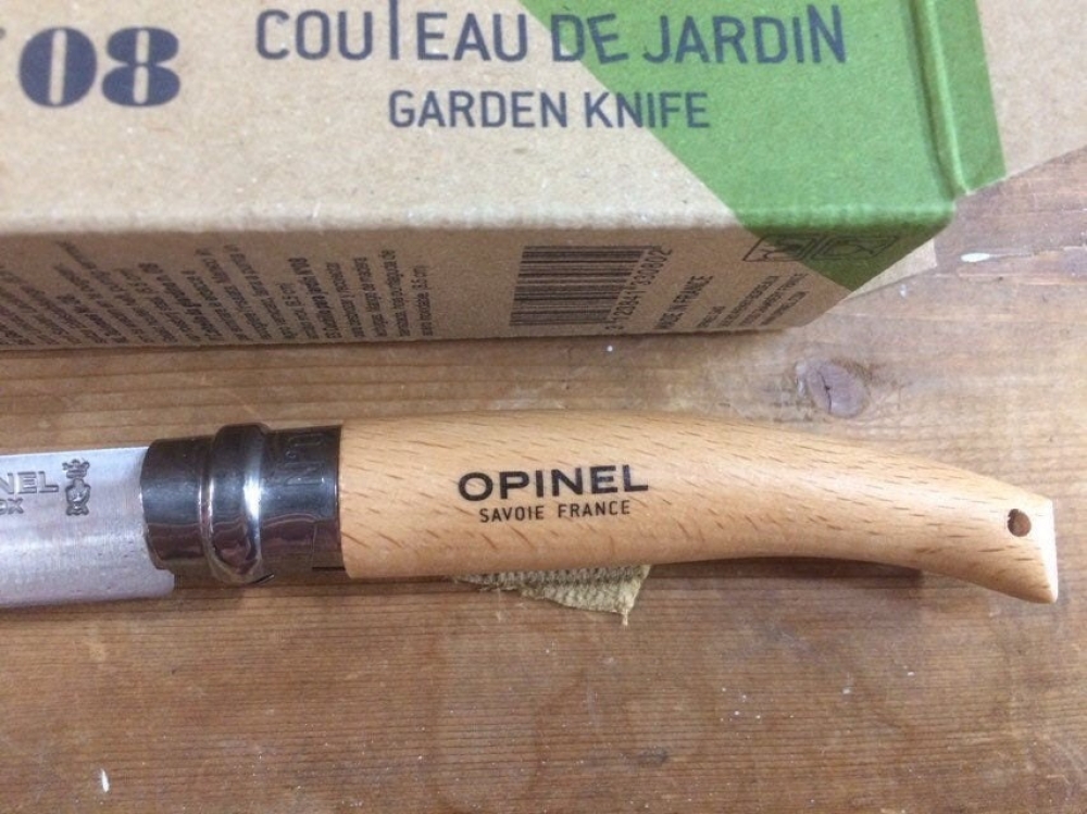 Opinel No.8 Garden Knife. Varnished Beech Handle 8.5cm. Stainless Steel Blade, locking Ring