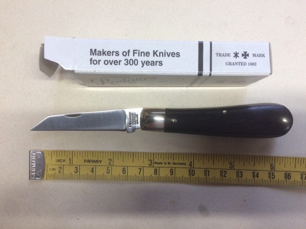 Joseph Rodgers pocket knife 2.75\" Stainless Steel lambfoot blade