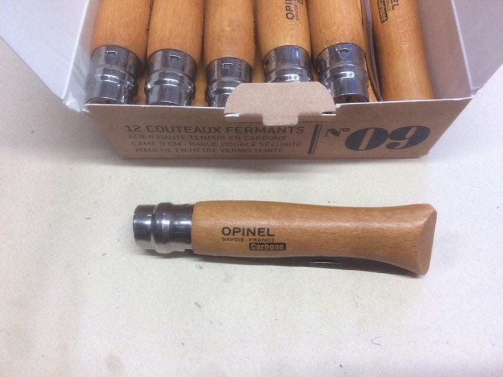 Opinel 9VRN Boxed Set of 12 Carbon steel locking penknives