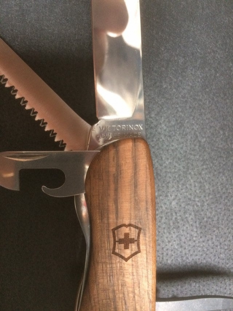 Victorinox 'Forester' wood. Large multiblade knife with Walnut handle 3 1/4\" blade.