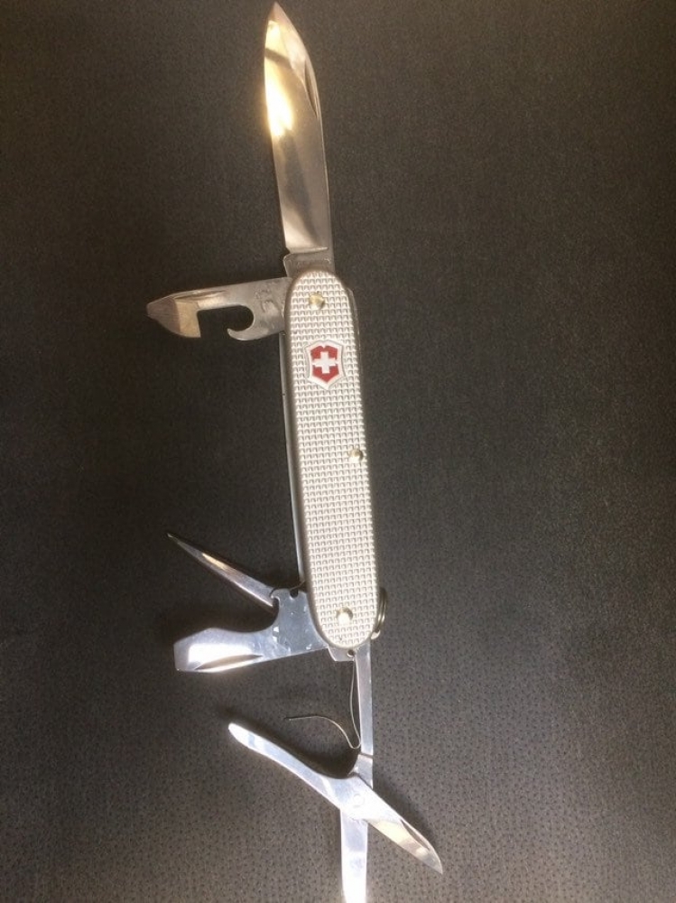 Victorinox 'Pioneer X' Alox pocket knife with 9 functions including scissors & bottle opener