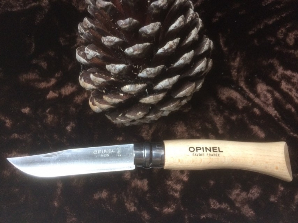 Opinel 7VRI Penknife With a Stainless Steel Blade Beech Handle Locking knife.