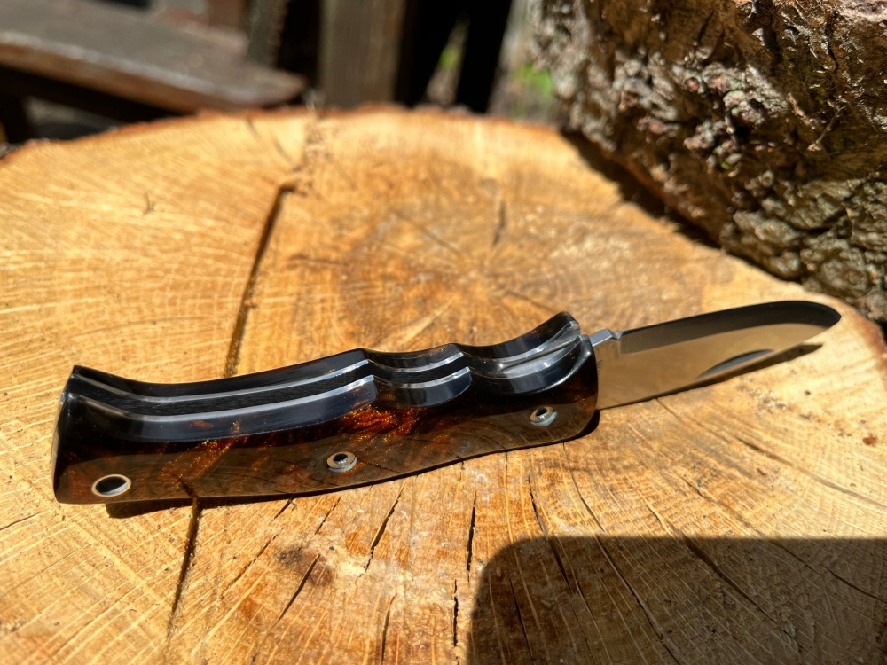 Slip Joint Knife with Beautiful Resin Handle. Drop Point Blade of 2.25\" Overall 6 1/4\".