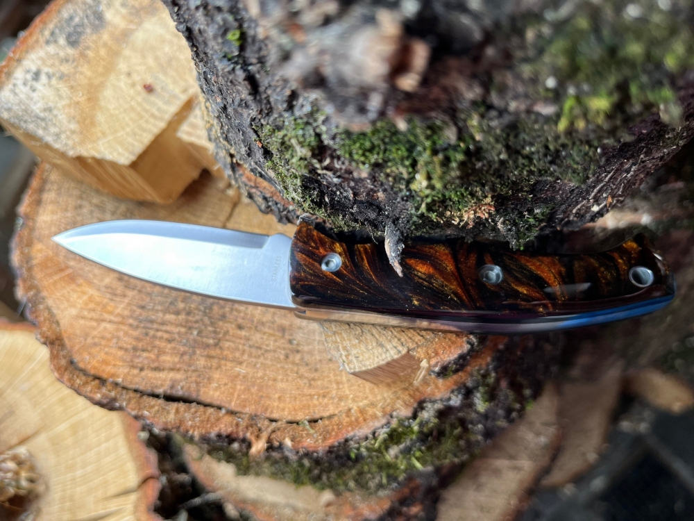 Slip Joint Knife with Beautiful Resin Handle. Drop Point Blade of 2.25\" Overall 6 1/4\".