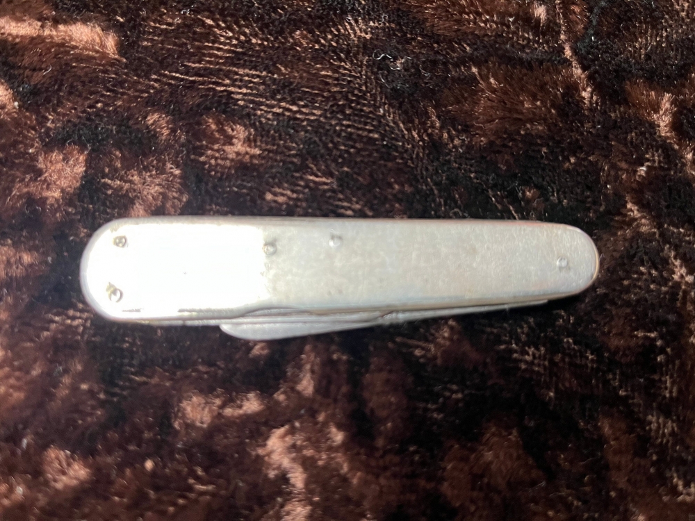 W.A.Tyzack & Co. Ltd pocket knife 3 1/8\" closed length