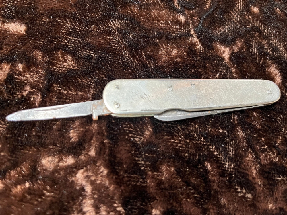 W.A.Tyzack & Co. Ltd pocket knife 3 1/8\" closed length