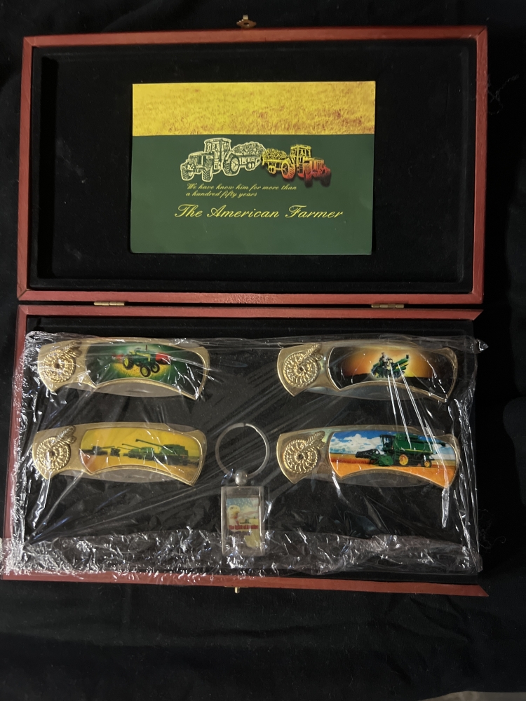 John Deere Knife Set 