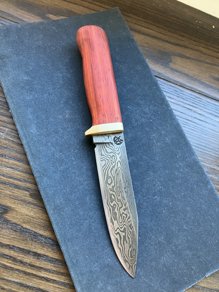 Damascus handmade knife